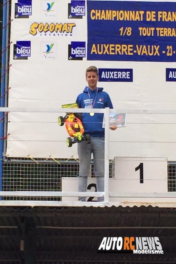 2ème cf tt 1/8 élite à auxerre club bca les 23 et 24 avril 2016.