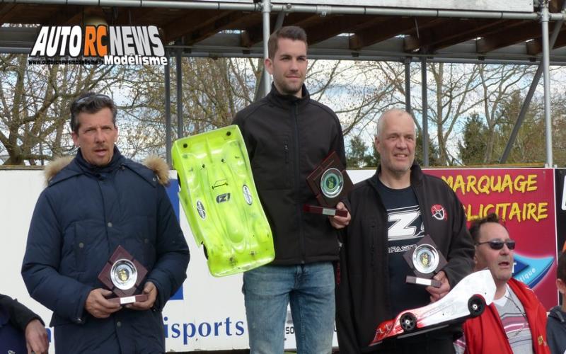 reportage 3ème cf piste 1/8ème classique à vichy club mbvcb les 9 et 10 avril 2016.