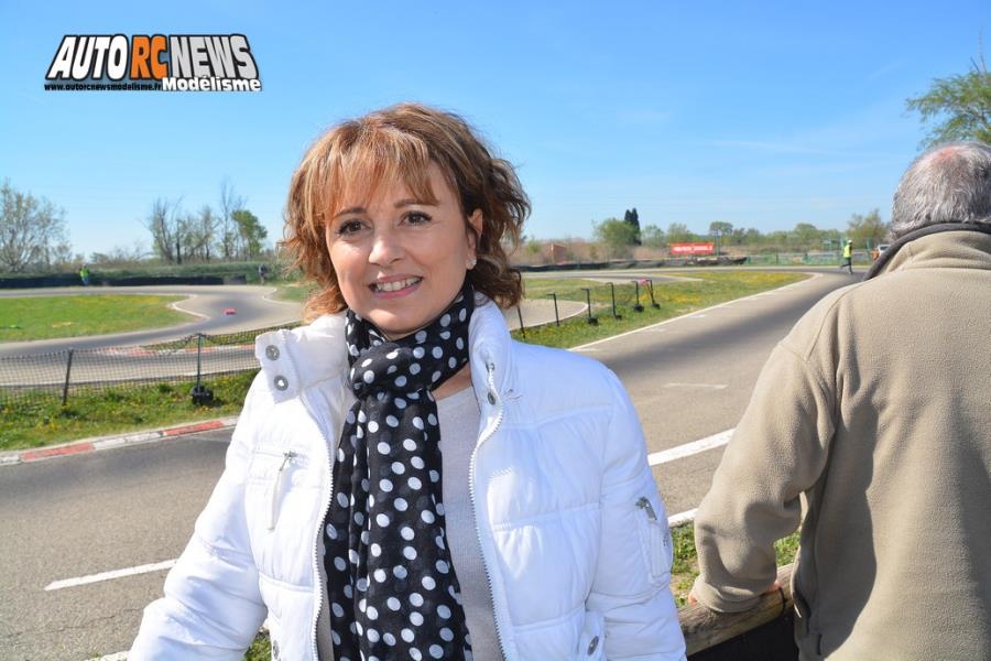 reportage 1ère cf piste 1/8 élite national 4 x 4 thermique à monteux club amac les 09 et 10 avril 2016.