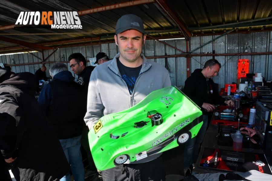 qualifications 1ère cf piste 1/8 élite national 4 x 4 thermique à monteux club amac les 09 et 10 avril 2016.