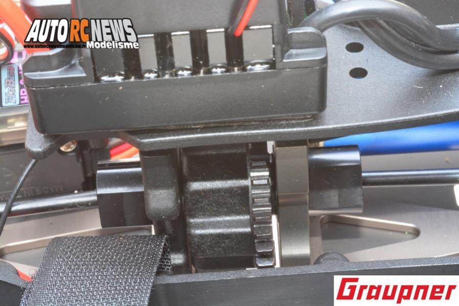 hobao hyper tt elektro truggy 1/10 brushless réf : 90183.rtr distribué par graupner.