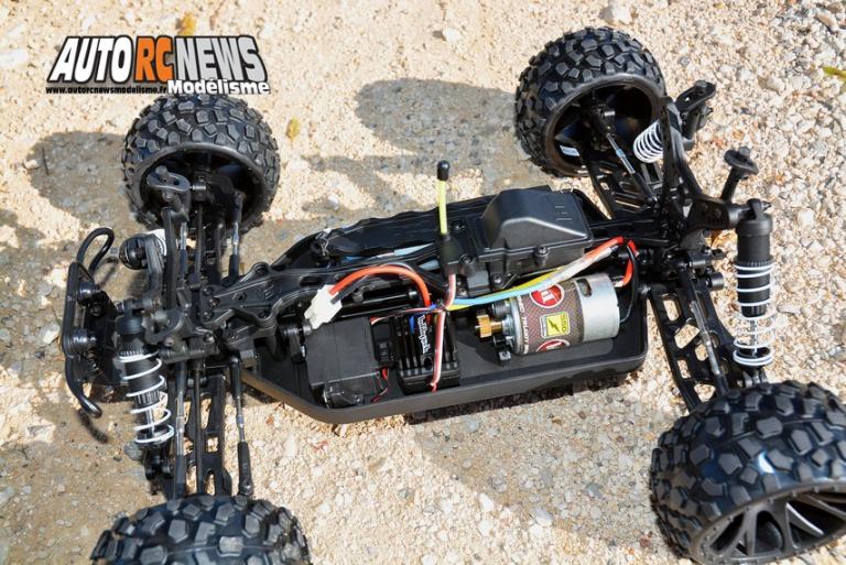 hobbytech revolt st10 2.0 rtr réf : 1.rev.st10.2.0.rtr distribué par imodel à toulouse.