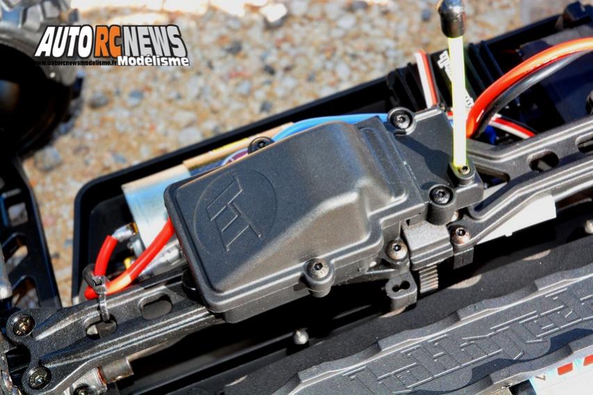 hobbytech revolt st10 2.0 rtr réf : 1.rev.st10.2.0.rtr distribué par imodel à toulouse.