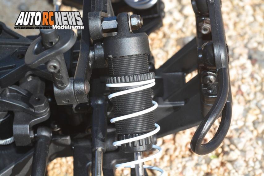 hobbytech revolt st10 2.0 rtr réf : 1.rev.st10.2.0.rtr distribué par imodel à toulouse.