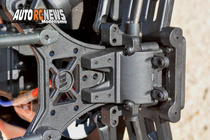 hobbytech revolt st10 2.0 rtr réf : 1.rev.st10.2.0.rtr distribué par imodel à toulouse.