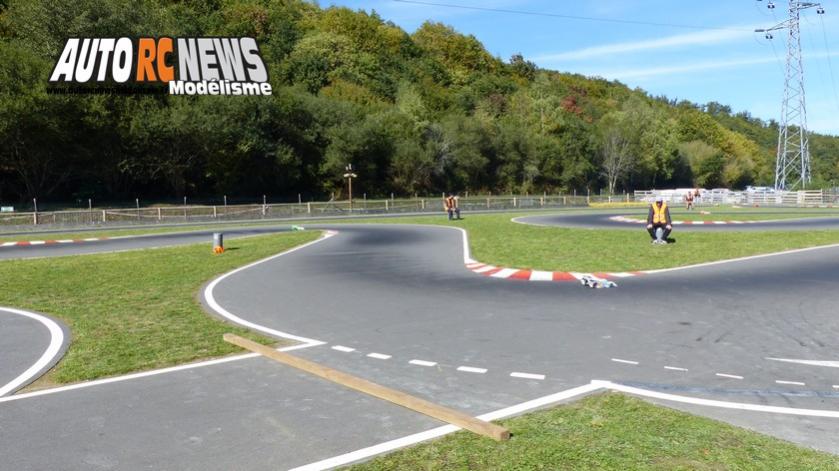 reportage coupe de france piste 1/8 4 x 4 et classique à limoges club lmrc les 10 et 11 octobre 2015.