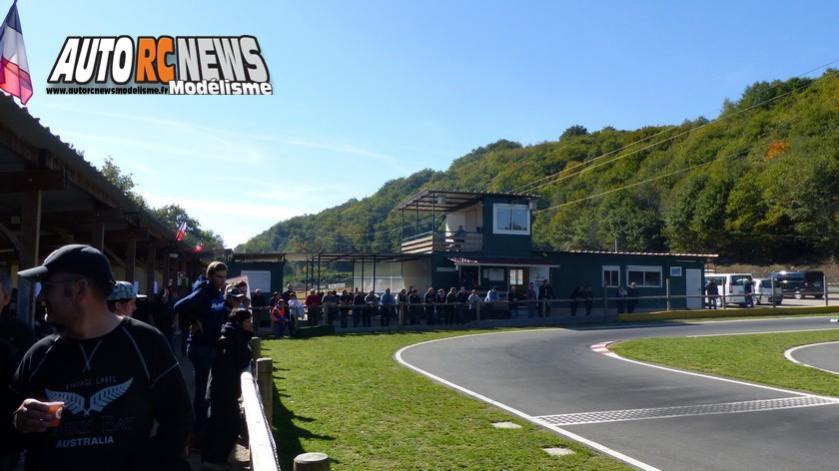 reportage coupe de france piste 1/8 4 x 4 et classique à limoges club lmrc les 10 et 11 octobre 2015.