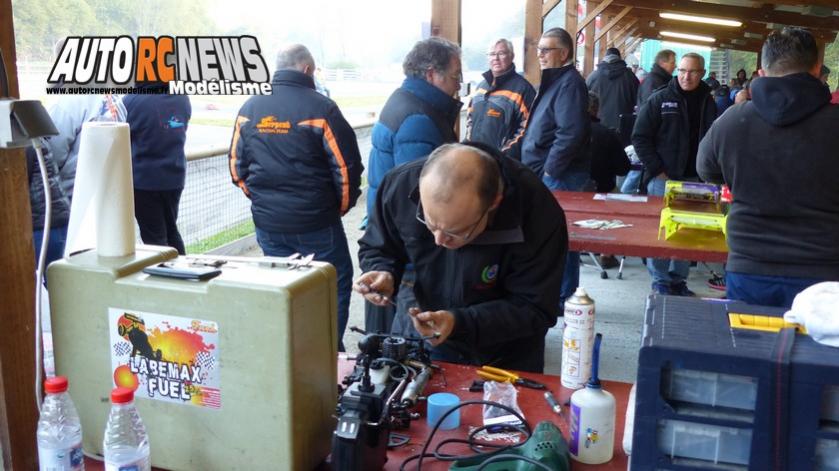 reportage coupe de france piste 1/8 4 x 4 et classique à limoges club lmrc les 10 et 11 octobre 2015.
