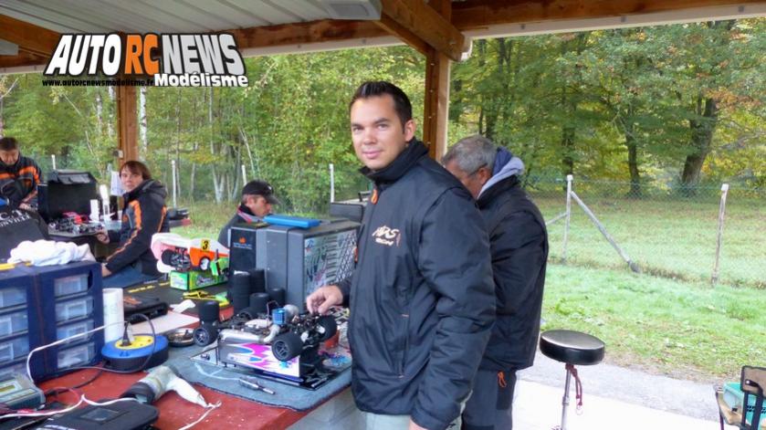reportage coupe de france piste 1/8 4 x 4 et classique à limoges club lmrc les 10 et 11 octobre 2015.