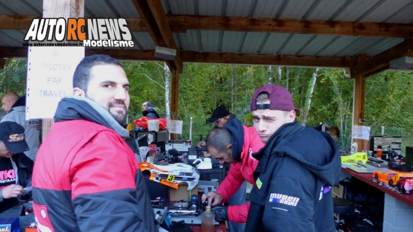 reportage coupe de france piste 1/8 4 x 4 et classique à limoges club lmrc les 10 et 11 octobre 2015.