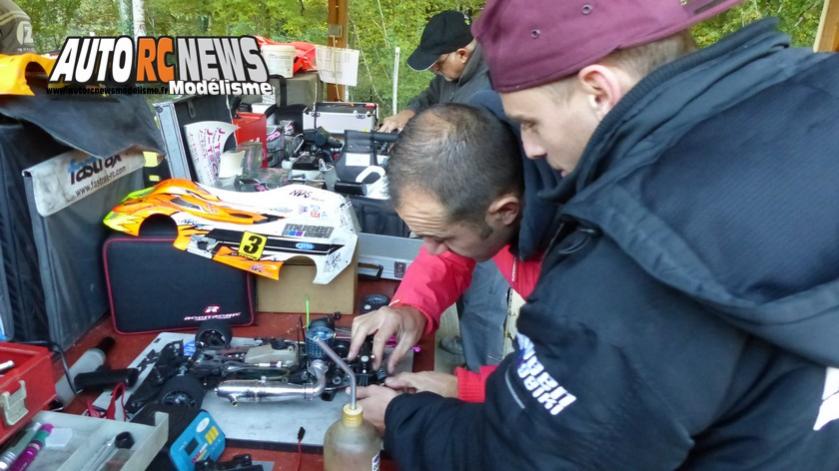 reportage coupe de france piste 1/8 4 x 4 et classique à limoges club lmrc les 10 et 11 octobre 2015.