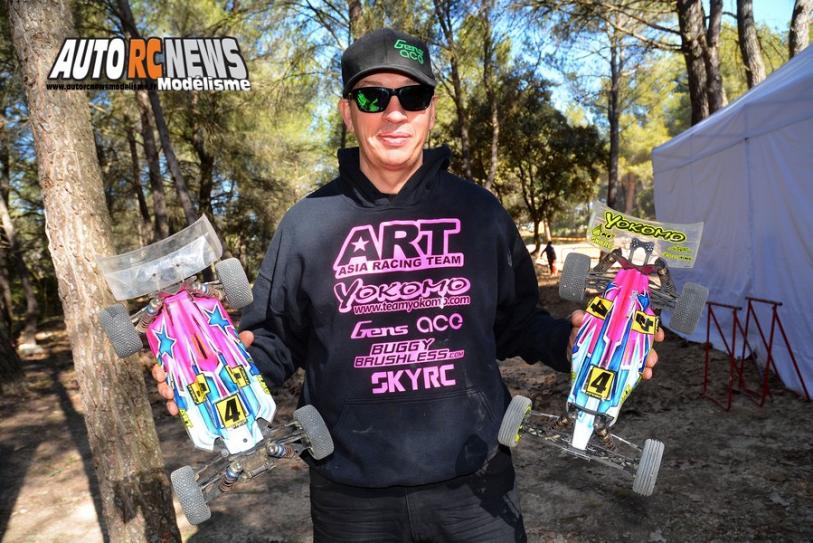 vidéo 2ème cf électrique tt 1/10ème à meyrargues au club amm les 11 et 12 avril 2015 avec frédéric pain sur yokomo B Max 4 III.