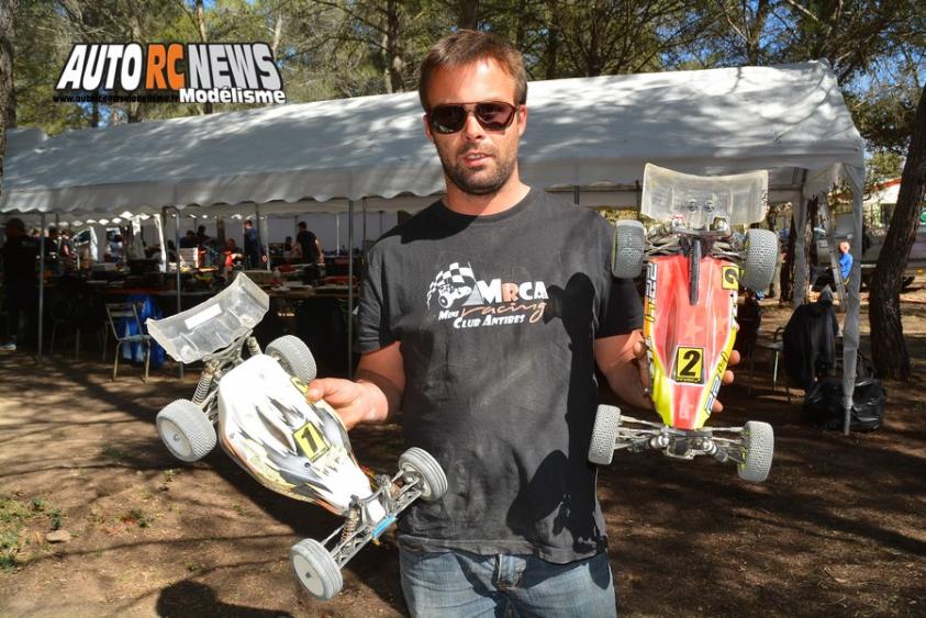 vidéo 2ème cf électrique tt 1/10ème à meyrargues au club amm les 11 et 12 avril 2015 avec carl maignien sur losi 22.4. vidéo 2ème cf électrique tt 1/10ème à meyrargues au club amm les 11 et 12 avril 2015 avec carl maignien sur losi 22.4.