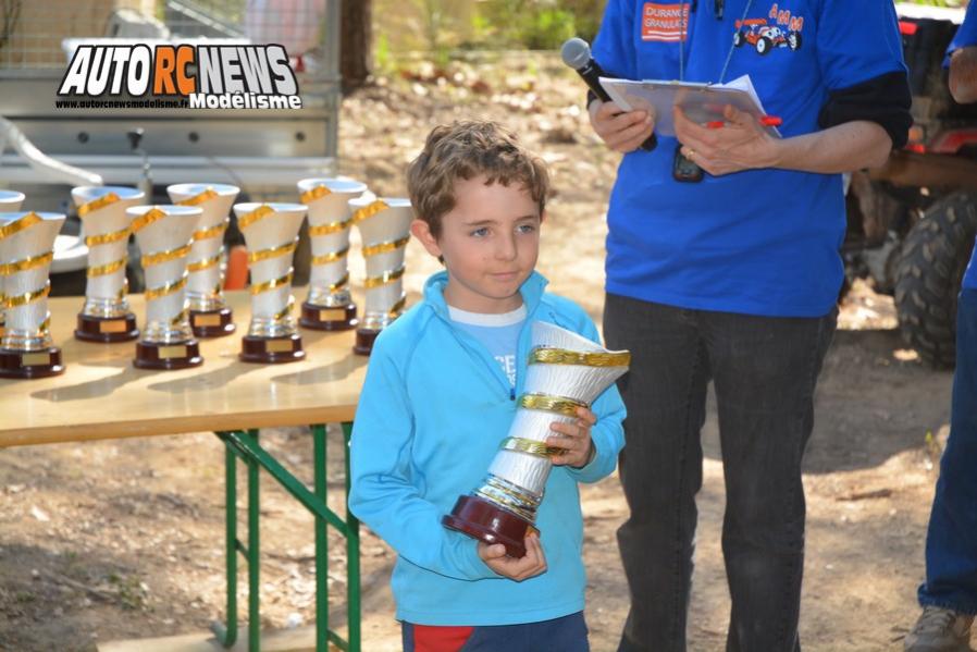 2ème cf électrique tt 1/10ème à meyrargues au club amm les 11 et 12 avril 2015, circuit lionel regal plateau de la plaine 13650 meyrargues.