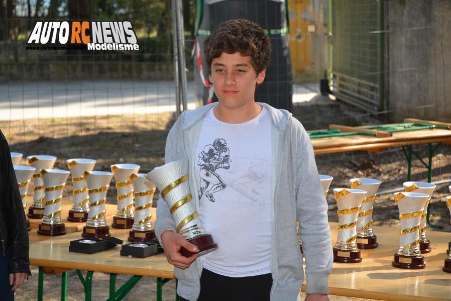 2ème cf électrique tt 1/10ème à meyrargues au club amm les 11 et 12 avril 2015, circuit lionel regal plateau de la plaine 13650 meyrargues.