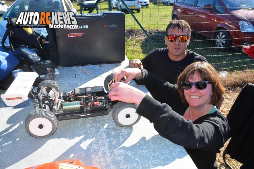 course open promo brushless tt 1/8ème thermique à apt au club pegase rc racing le dimanche 5 avril 2015.