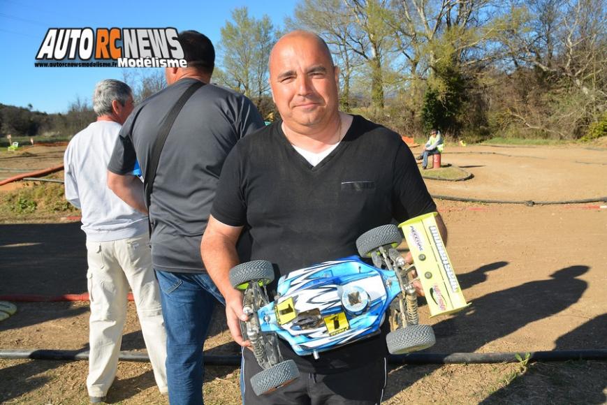 course open promo brushless tt 1/8ème thermique à apt au club pegase rc racing le dimanche 5 avril 2015.