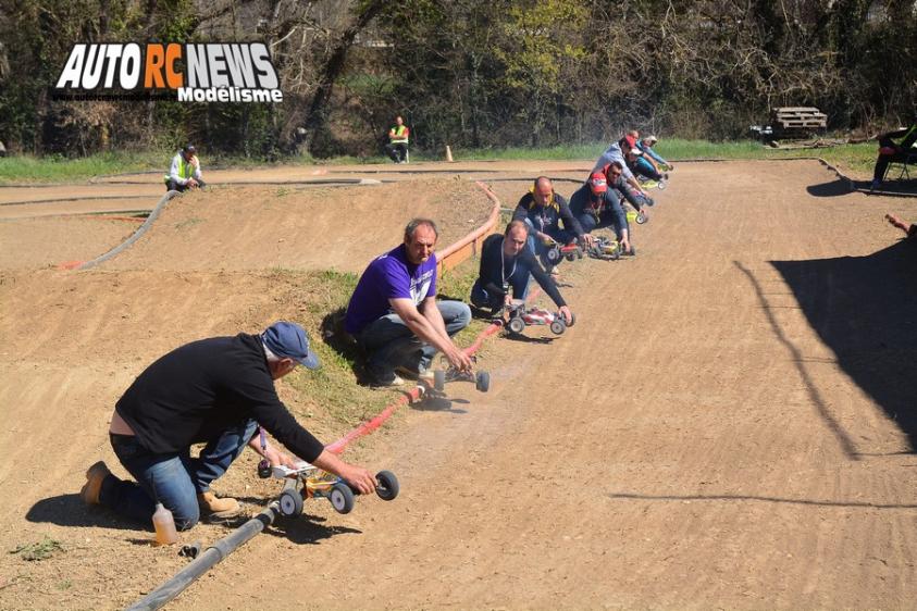 course open promo brushless tt 1/8ème thermique à apt au club pegase rc racing le dimanche 5 avril 2015.
