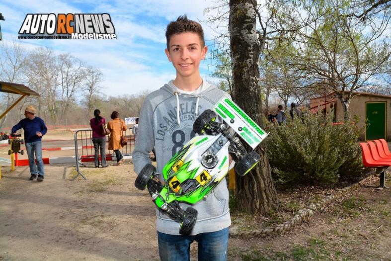 1ère cf national tt 1/8ème thermique à pertuis au club mbcp les 28 et 29 mars 2015, complexe sportif du farigoulier route d'Aix 84120 pertuis.