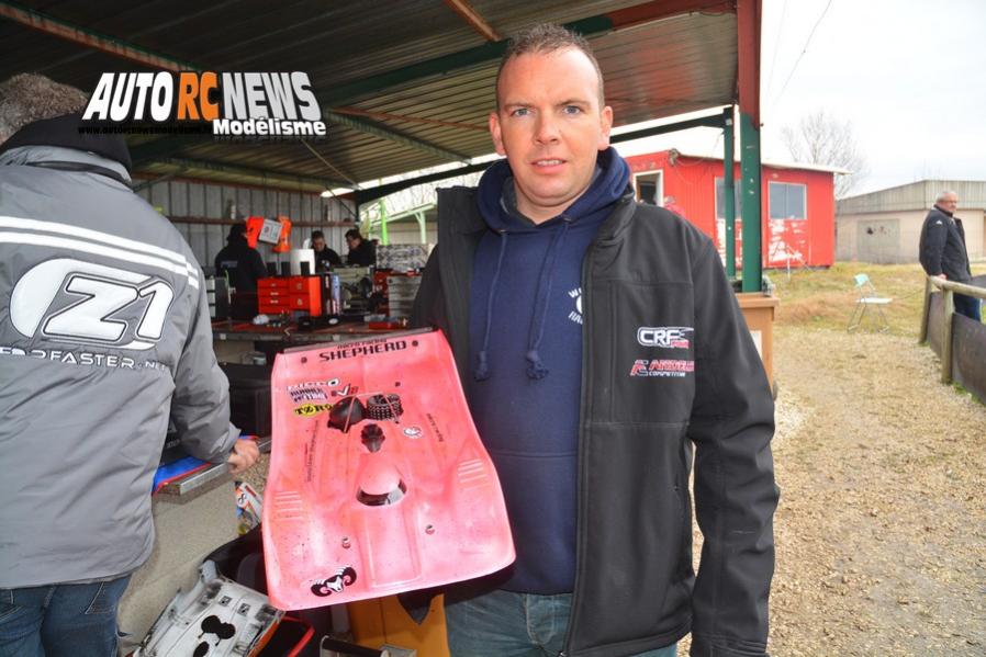 vidéo du grand prix jean nougier 2015 sur le circuit de monteux du club amac avec david billard sur shepherd veloxen catégorie piste 1/8 4 x 4. vidéo du grand prix jean nougier 2015 sur le circuit de monteux du club amac avec david billard sur shepherd veloxen catégorie piste 1/8 4 x 4.
