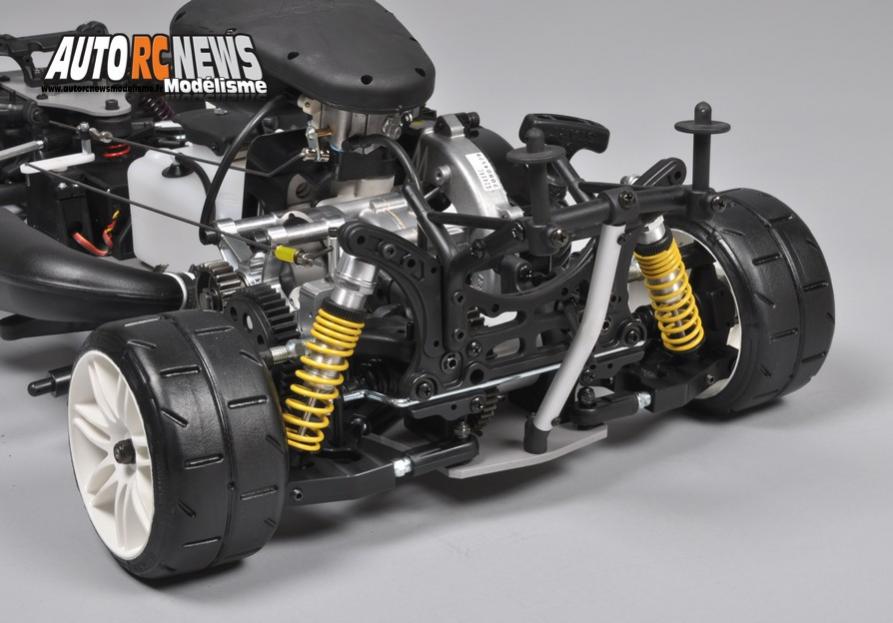 fg sportsline 2wd ff cup réf : 168179f châssis piste 1/5ème thermique de compétition distribué par t2m