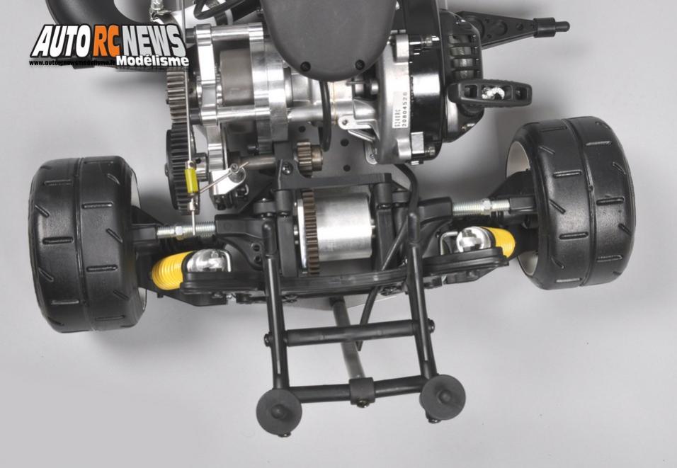 fg sportsline 2wd ff cup réf : 168179f châssis piste 1/5ème thermique de compétition distribué par t2m