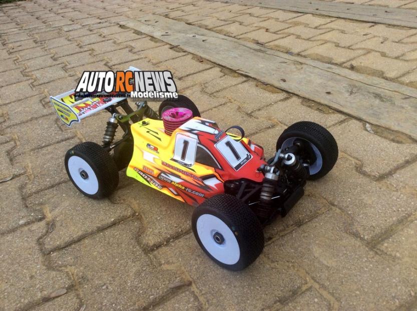 kevin michaudet et son mugen mbx7r sur la piste du mrcl de longvic