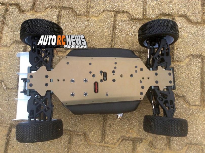 kevin michaudet et son mugen mbx7r sur la piste du mrcl de longvic