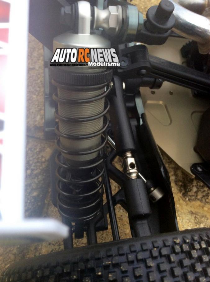 kevin michaudet et son mugen mbx7r sur la piste du mrcl de longvic