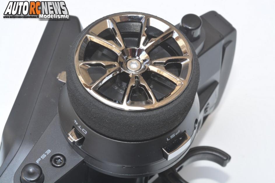 radio futaba 4px réf : futk4905 distribuée par avio et tiger