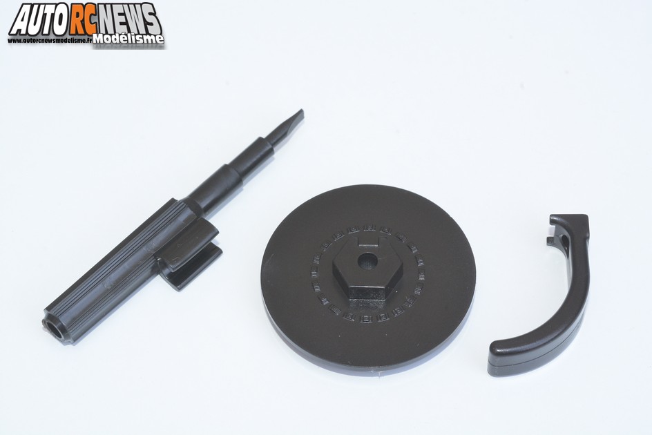 radio futaba 4px réf : futk4905 distribuée par avio et tiger
