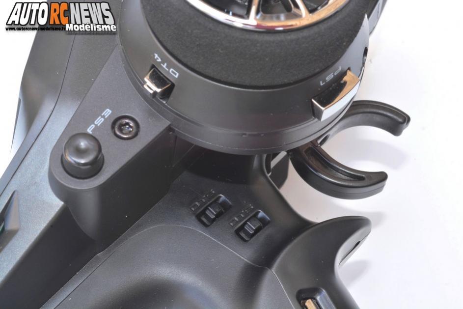 radio futaba 4px réf : futk4905 distribuée par avio et tiger