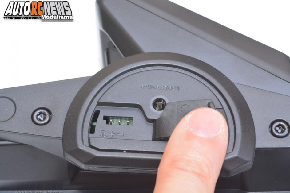 radio futaba 4px réf : futk4905 distribuée par avio et tiger