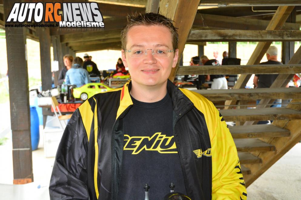 championnat d'europe piste 1/5ème thermique à vila real sur la piste du club Associação Modelismo de Vila Real (amvr). victoire de Bernard-Alain Arnaldi le 19/07/2014. championnat d'europe piste 1/5ème thermique à vila real sur la piste du club Associação Modelismo de Vila Real (amvr). victoire de Bernard-Alain Arnaldi le 19/07/2014.