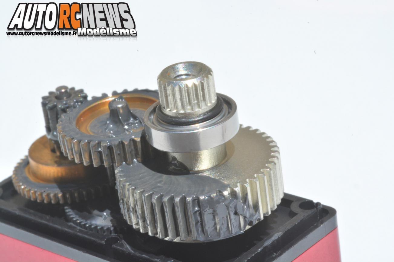 Servo JR Propo DS8911 #JR2116 distribué par T2M