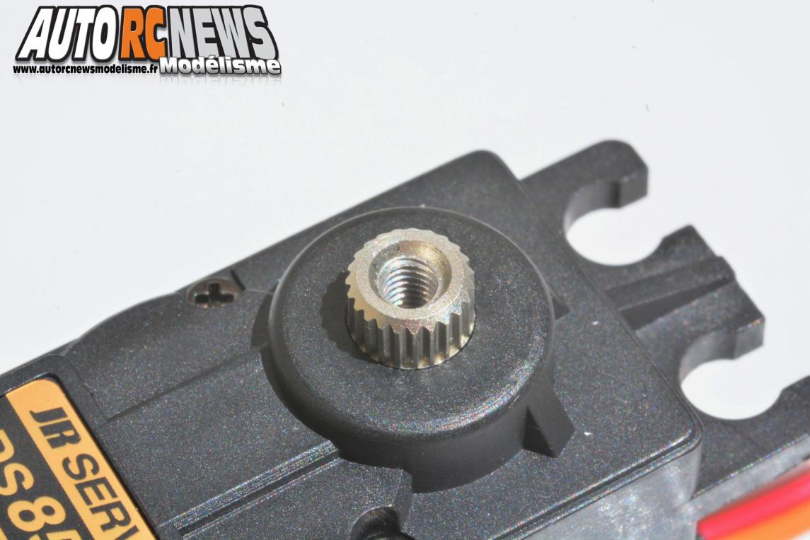 servo JR Propo DS8511 #jr2111 distribué par T2M