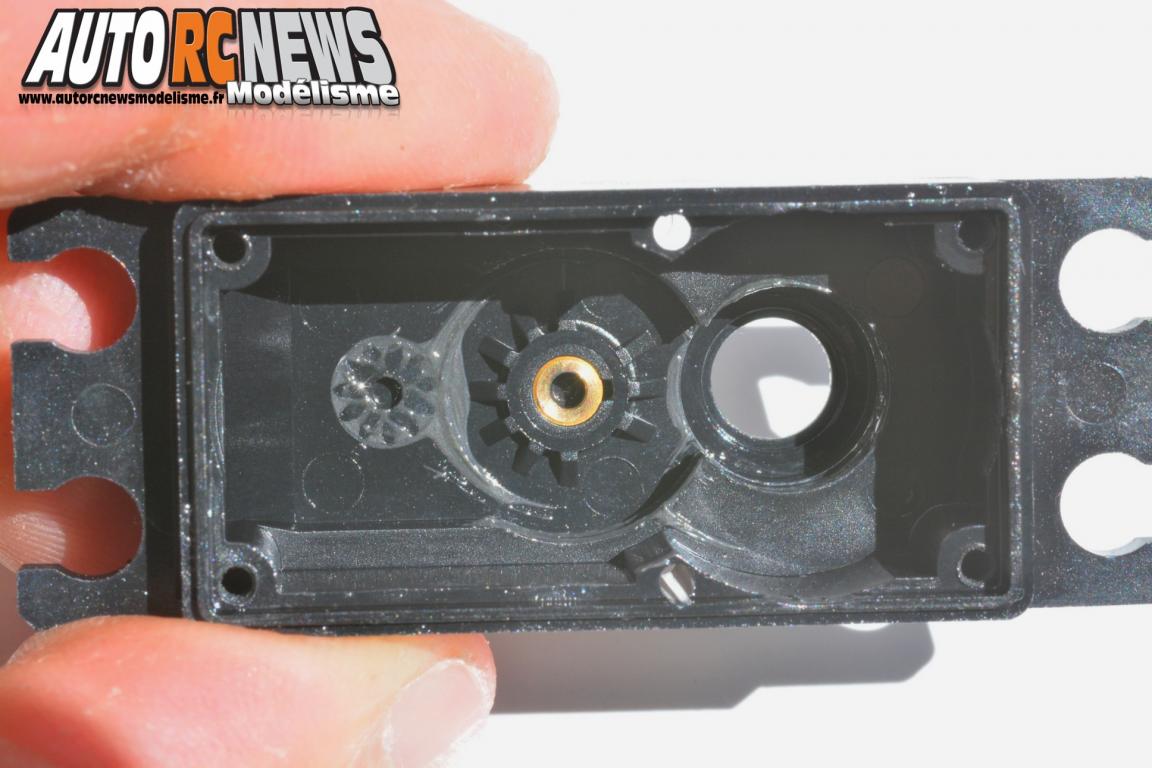 servo JR Propo DS8511 #jr2111 distribué par T2M
