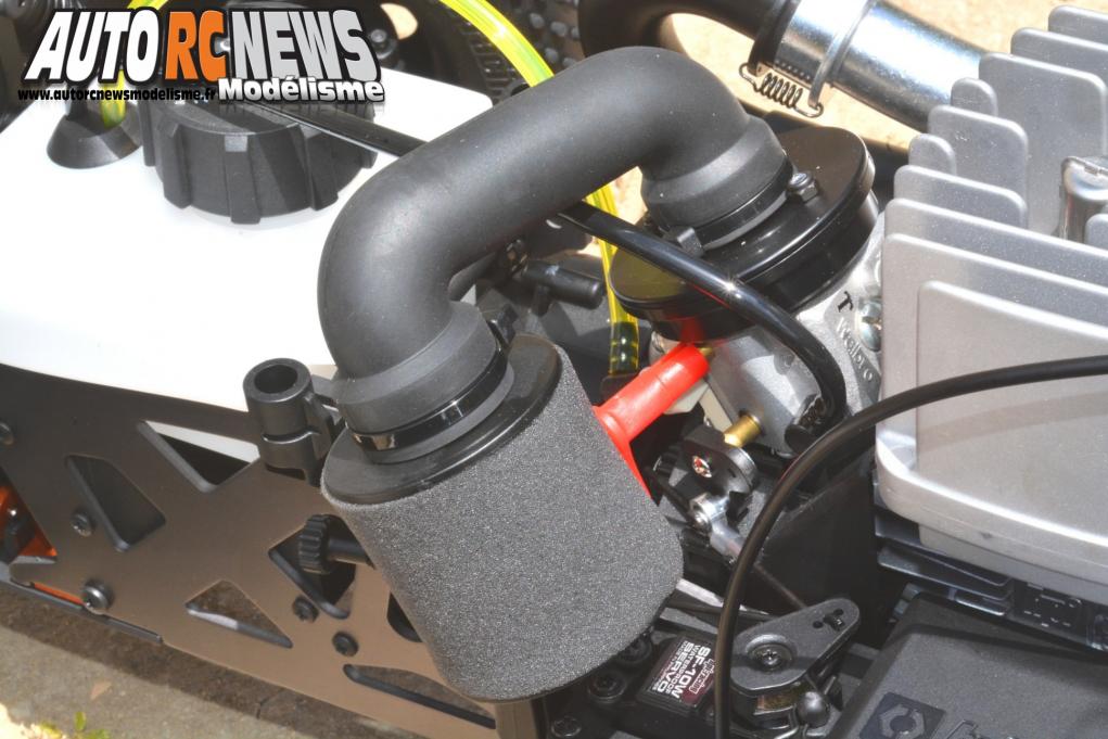 HPI Savage XL Octane #109073. monster truck radiocommandé propulsé par un moteur à essence de 15cm3.