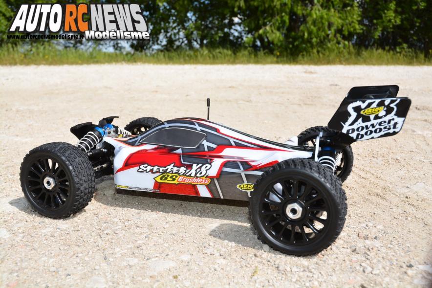 Carson Specter X8EB 6S RTR #C500409016 Les premières photos de cette nouvelle voiture radiocommandée brushless TT 1/8ème signée Carson et distribuée par T2M avant son essai.