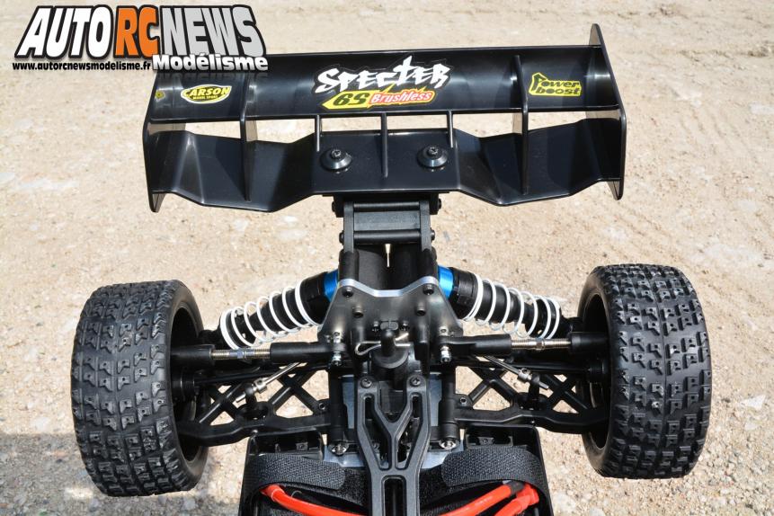 Carson Specter X8EB 6S RTR #C500409016 Les premières photos de cette nouvelle voiture radiocommandée brushless TT 1/8ème signée Carson et distribuée par T2M avant son essai.