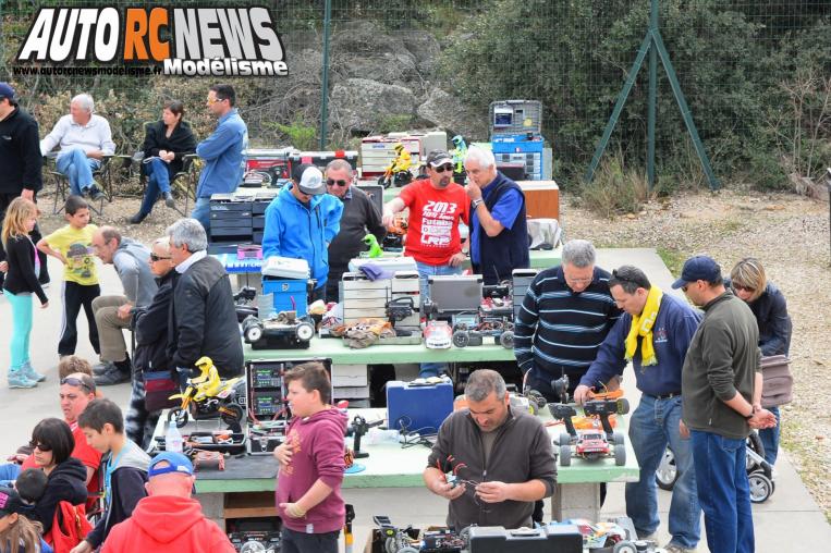 HPI Challenge Orange 30 mars 2014. course de voitures radiocommandées hpitour organisée sur la piste avio et tiger d'orange.