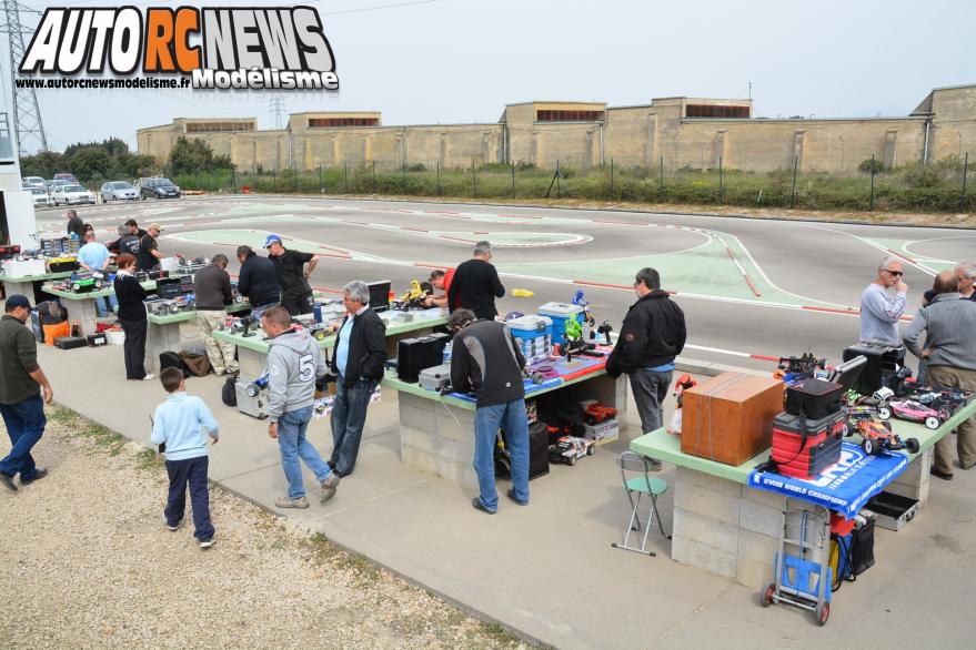HPI Challenge Orange 30 mars 2014. course de voitures radiocommandées hpitour organisée sur la piste avio et tiger d'orange.