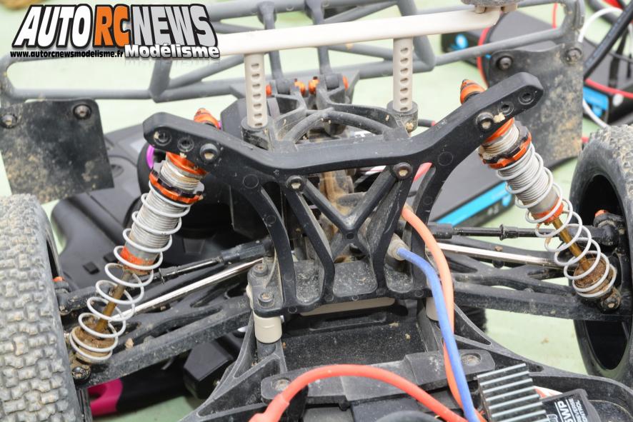 HPI Challenge Orange 30 mars 2014. course de voitures radiocommandées hpitour organisée sur la piste avio et tiger d'orange.