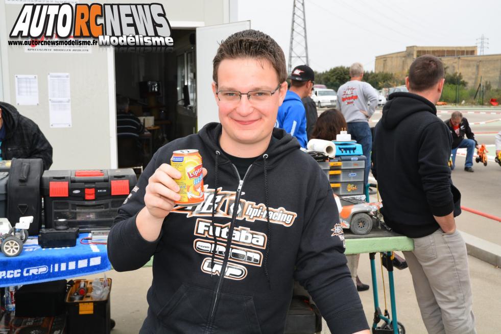 HPI Challenge Orange 30 mars 2014. course de voitures radiocommandées hpitour organisée sur la piste avio et tiger d'orange.