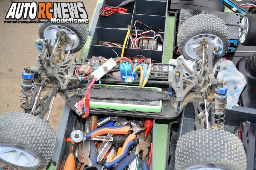 HPI Challenge Orange 30 mars 2014. course de voitures radiocommandées hpitour organisée sur la piste avio et tiger d'orange.