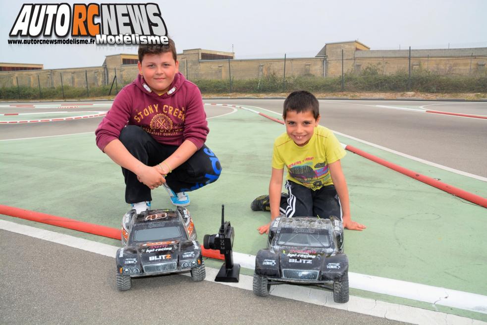 HPI Challenge Orange 30 mars 2014. course de voitures radiocommandées hpitour organisée sur la piste avio et tiger d'orange.