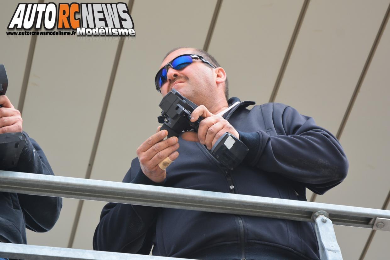 HPI Challenge Orange 30 mars 2014. course de voitures radiocommandées hpitour organisée sur la piste avio et tiger d'orange.
