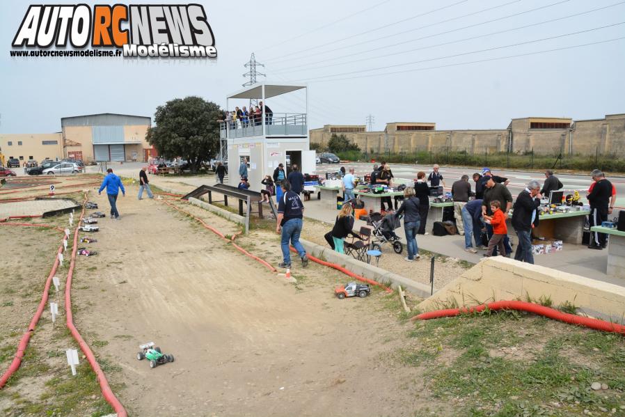HPI Challenge Orange 30 mars 2014. course de voitures radiocommandées hpitour organisée sur la piste avio et tiger d'orange.