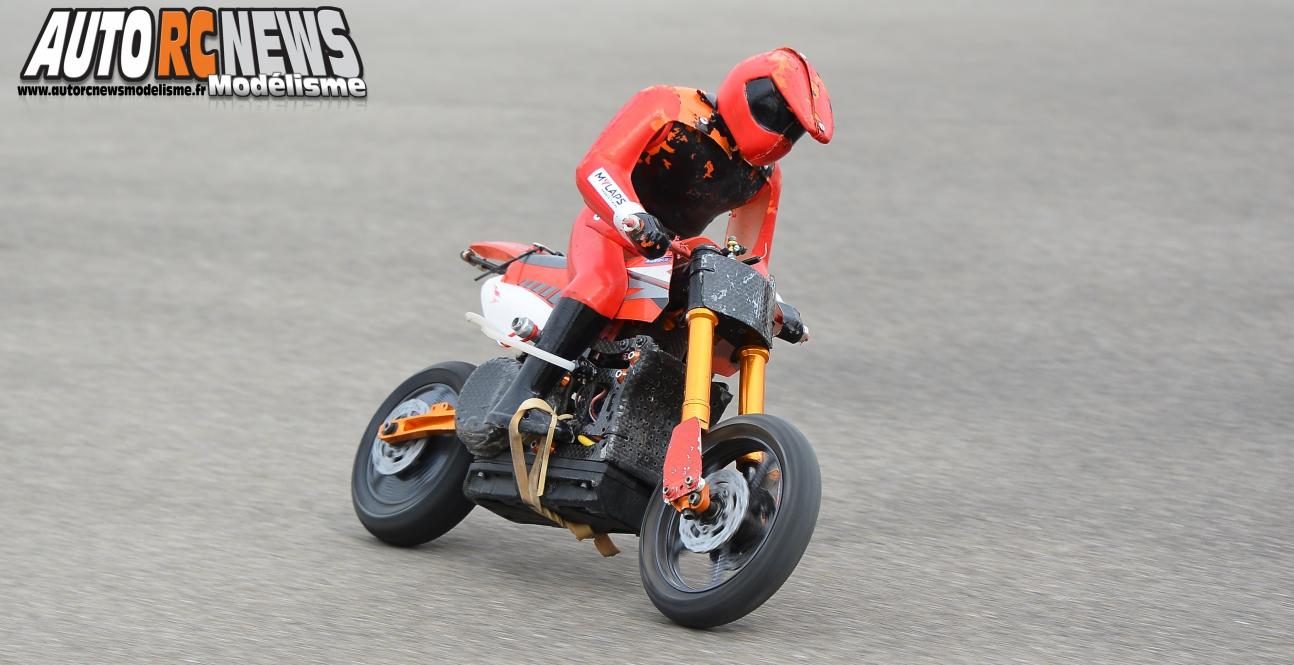 HPI Challenge Orange 30 mars 2014. course de voitures radiocommandées hpitour organisée sur la piste avio et tiger d'orange.