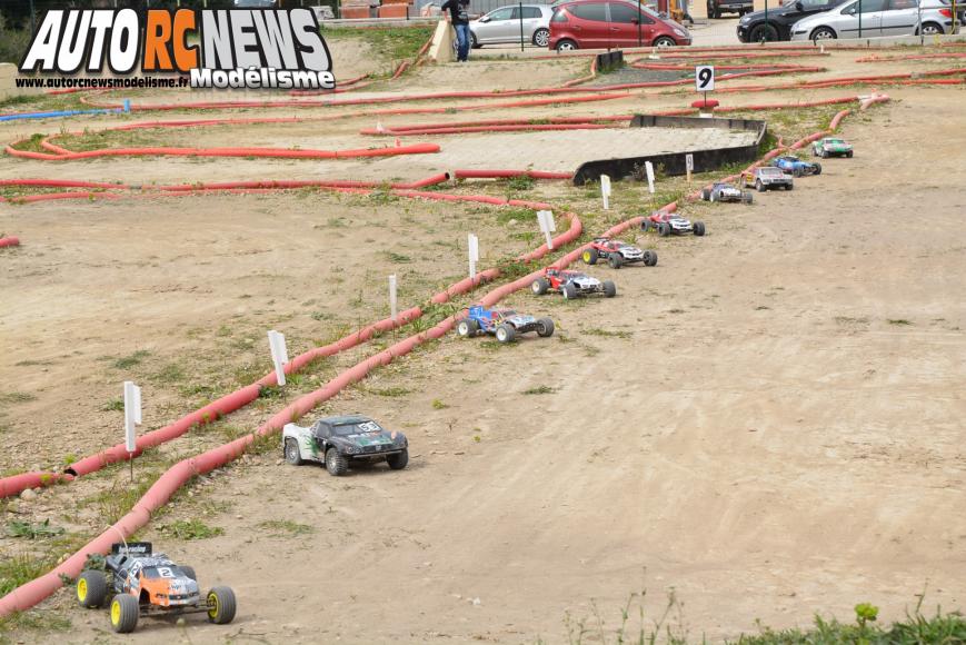 HPI Challenge Orange 30 mars 2014. course de voitures radiocommandées hpitour organisée sur la piste avio et tiger d'orange.
